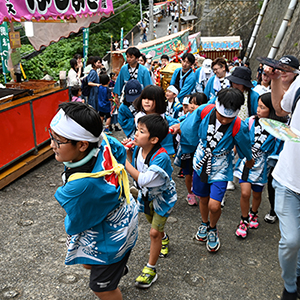 子ども神輿巡幸