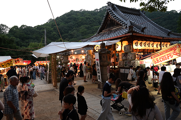 境内風景
